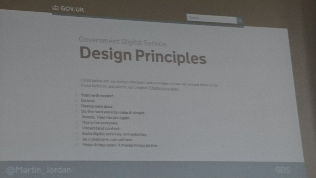 MartinaMitz's tweet photo. the #ServiceDesignPrinciples  of @GOVUK by @Martin_Jordan #uxce16 https://t.co/Dp2FO6shp9