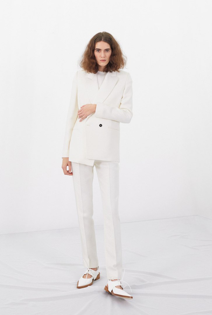 VB_collections's tweet photo. #VictoriaBeckham #VB_Collections #VBPreAW16 #celebrities #GalGadot Victoria Beckham PreAutumn/Winter 2016 Collection https://t.co/EuuzQqbIYn