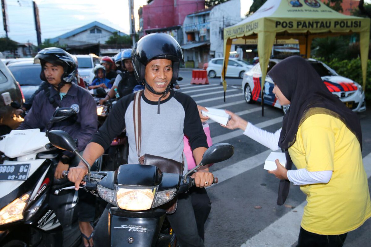 Selamat berbuka Surabaya #TerimakasihTembakau