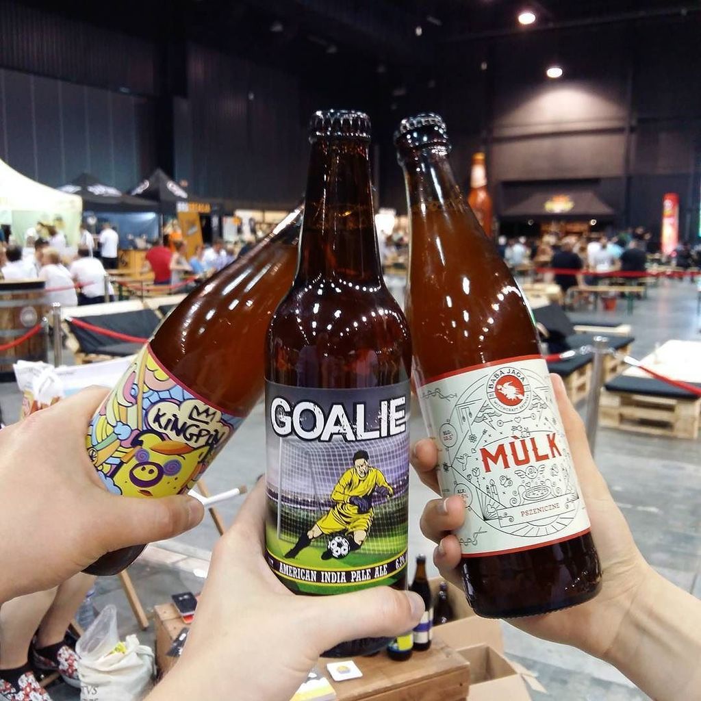 getfinebite's tweet photo. Cheers! 😆 @hevelka #beerfestival #craftbeer #beer #everyzłap #everytap #gdansk https://t.co/hjg03wPcd0 https://t.co/tmbJ6I5NmC