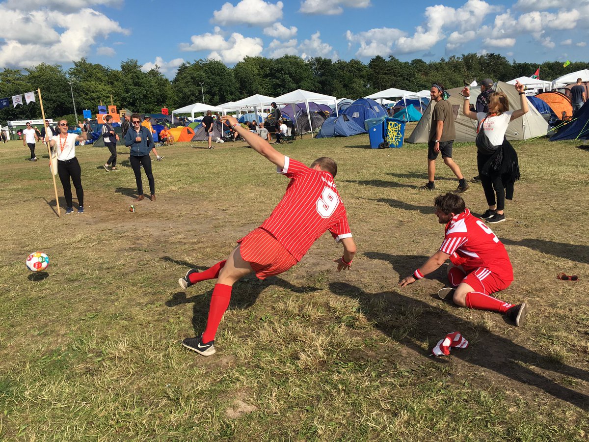 klausBerdiin's tweet photo. #dizzygoals på #RF16 og stive roligans - se det igen tirsdag 13-15 på camping E #rfequality https://t.co/nPfUrWnkH2