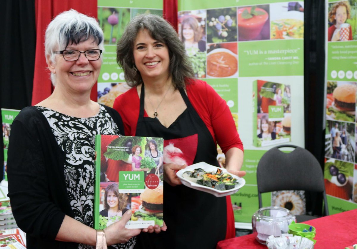 TheresaNicassio's tweet photo. U will LOVE #YUM @CombinedBook booth 1434 #alaac16 #bestinworld #awardwinner #allergy #glutenfree #veg #specialdiets https://t.co/zdjSi6rKqy