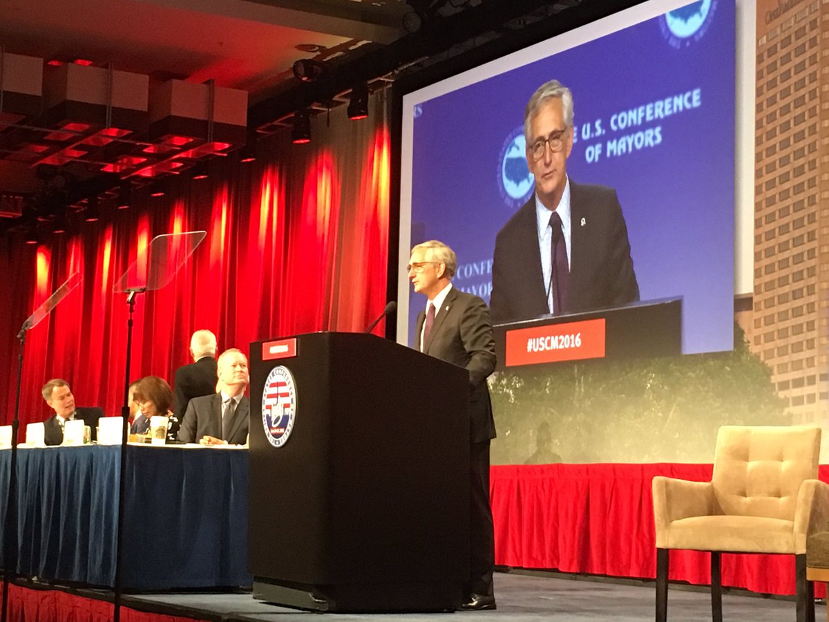 PDXGovRel's tweet photo. @MayorPDX speaks to US Mayors about the work of the Blanchet House #USCM2016 https://t.co/xqdKVW1MTB