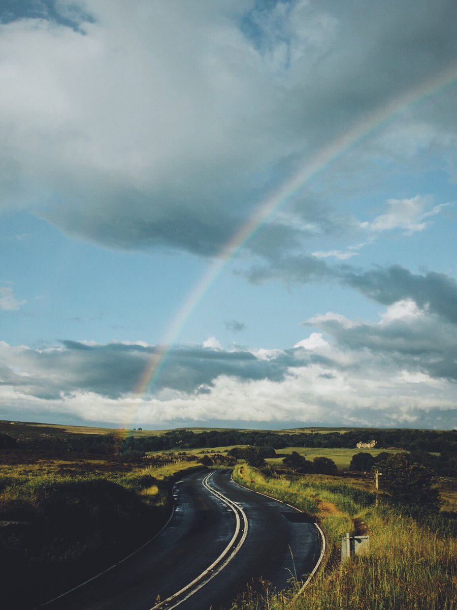 DanielCasson1's tweet photo. Chasing light and rainbows https://t.co/hN47BGwoQa