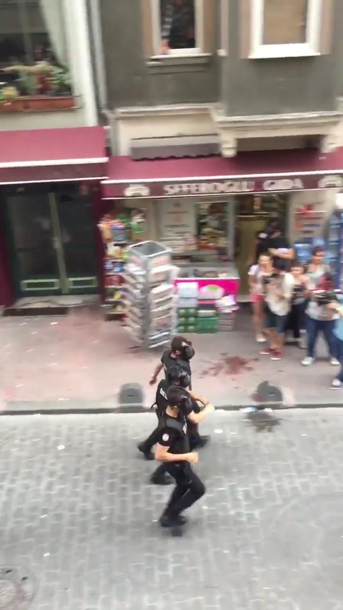WenzelMichalski's tweet photo. #Istanbul police cracks down on banned #Pride2016. Teargas, plastic bullets. Disproportionate violence. https://t.co/DVS9VPQwvR