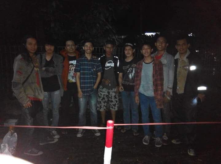 Haturnuhun utk kawan2 KGB yg udah hadir di Bukber, lanjut jamming di studio satu...