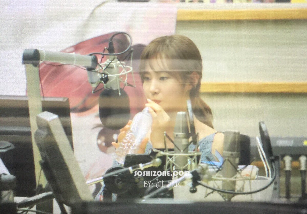 [PIC][23/24/25/26-06-2016] Yuri làm DJ đặc biệt cho "Radio KBS Cool FM Sukira" vào tối nay  - Page 3 Cl46UhLUYAA9gFu