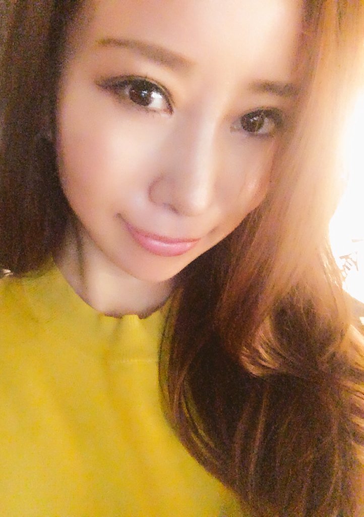 growth_jyunko's tweet photo. ただいまです٩(ˊᗜˋ*)و

明日は早起きだから早くねよぅーっ！

#じゅんな
#モデル https://t.co/p50A3pdM7v