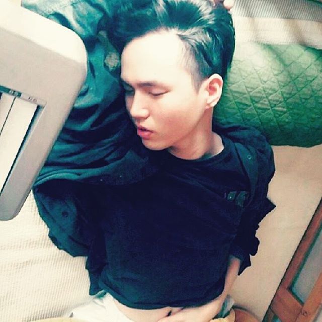solac_'s tweet photo. 헐 섹띠해 ♡
#서출구 #쇼미더머니5 https://t.co/vy9ROvGpoH