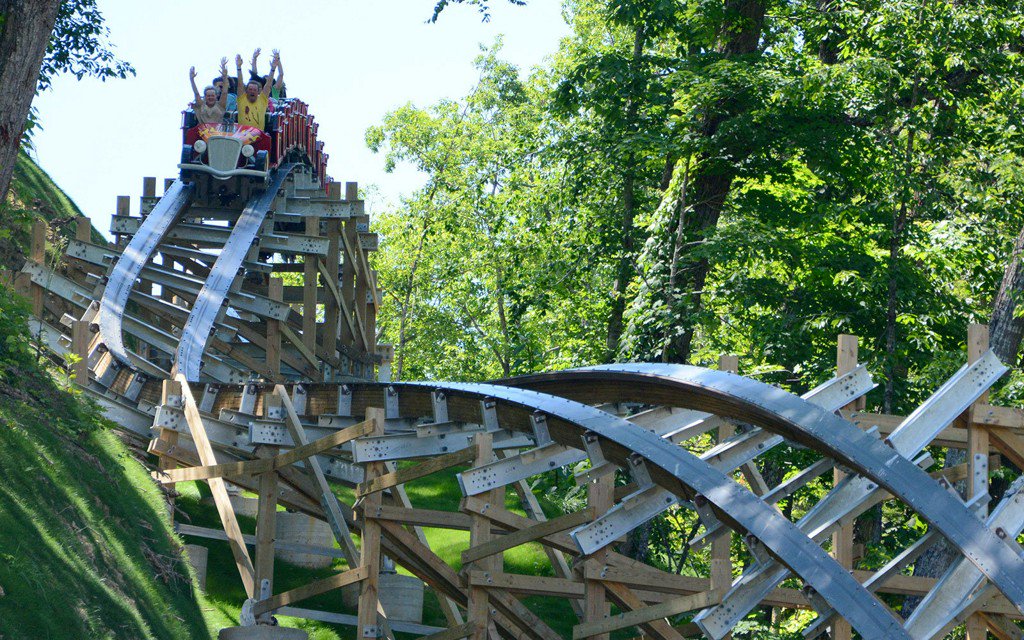 Travel Leisure On Twitter The Fastest Wooden Roller Coaster In The travel-leisure-on-twitter-the-fastest-wooden-roller-coaster-in-the