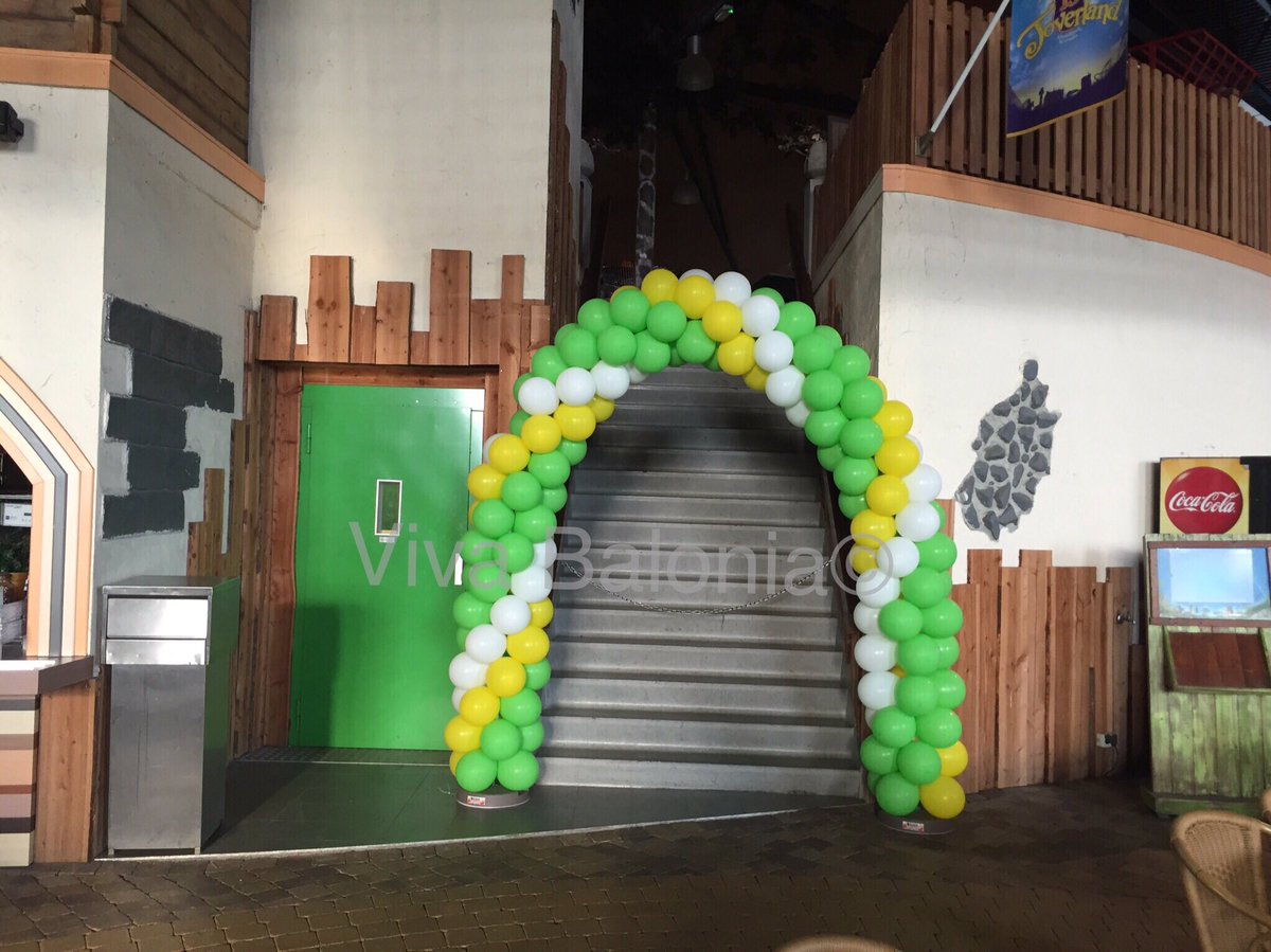 VivaBalonia's tweet photo. 2. Bedrijfsfeest Technische Unie @Toverland. https://t.co/3ZqRpyfgST