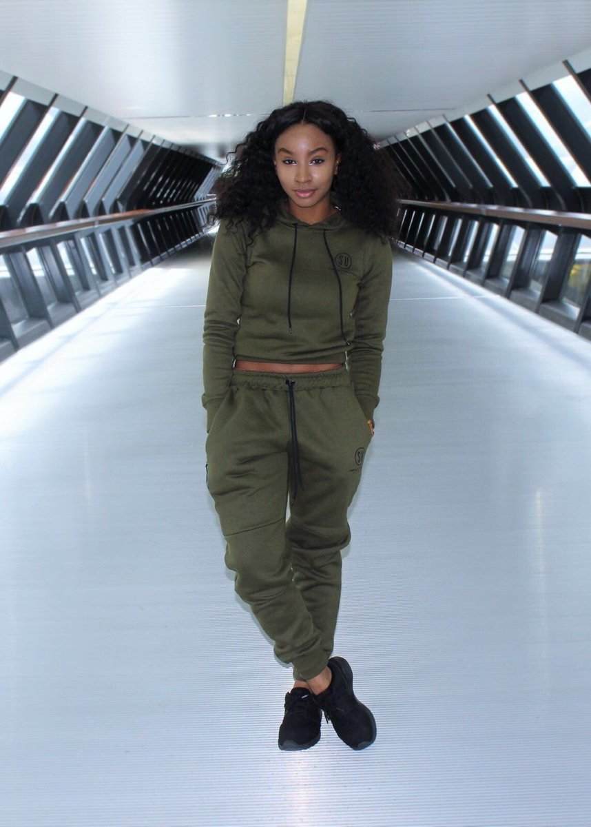 simplicityukclo's tweet photo. New Simplicity Tech Tracksuits now available on our store https://t.co/165CLzrSCy delivery is worldwide ✨ https://t.co/fh2sTNDjHm