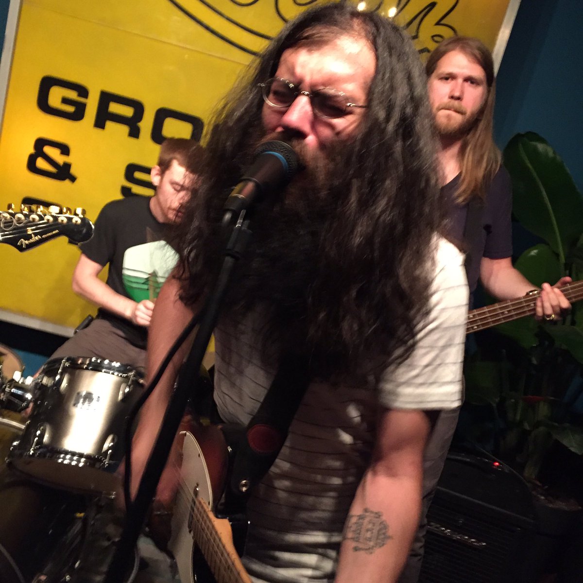 Last night's captivating set by <a href="/KingsQuestBand/">Kings Quest</a> at #barrobo #kingsquestband