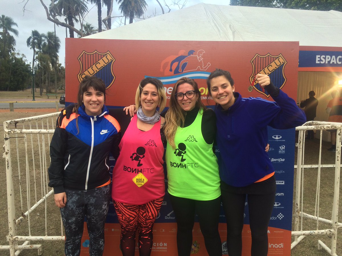 bonhftc's tweet photo. #armeniacorre segunda carrera del #runningfuncional #bonhcorre con el groso de Rulo! El grupo de los 3k https://t.co/9gzXoXa5ui