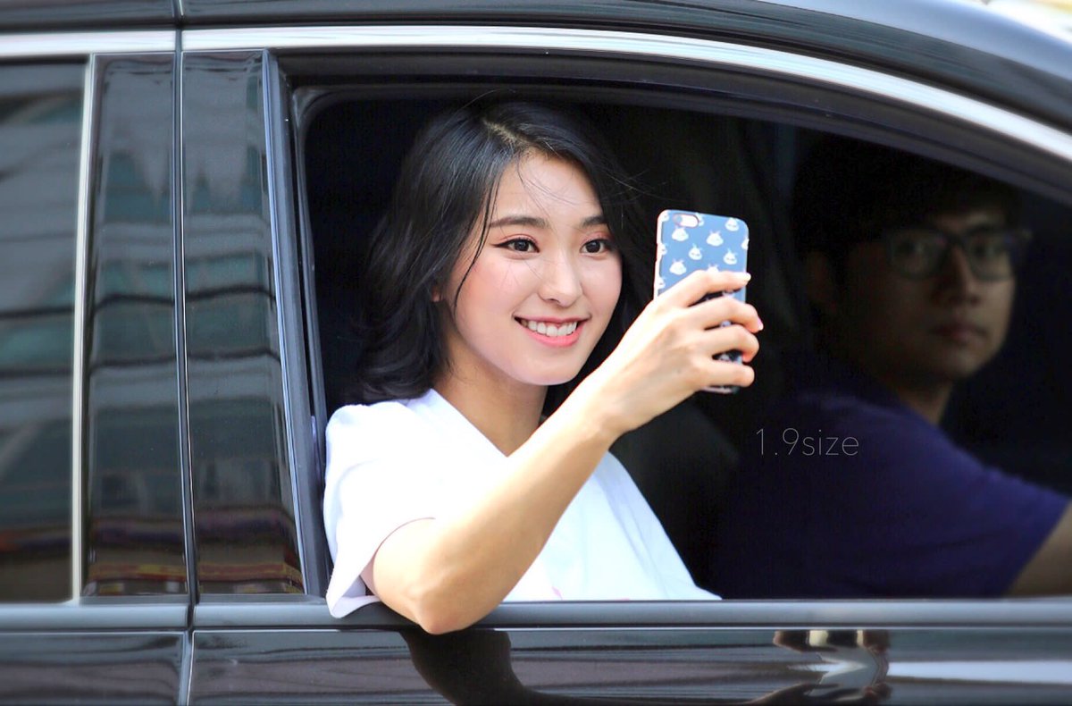 Yoon Bora tweet media