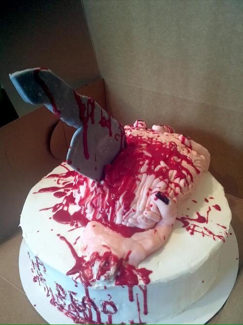 BeckerlvtWendy's tweet photo. Happy Birthday @mawmawshelley - look! I made you a cake! 😂💋@MrJDScott @MrDrewScott #QueensOfScotts #accidentprone https://t.co/28gdLOUOJg