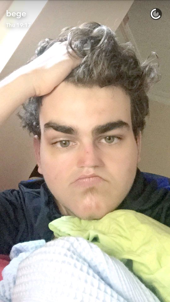 <a href="/agirmimarparodi/">Ağır Mimar</a> <a href="/orkunparodisi/">Orkun Işıtmak</a> <a href="/bobrekcicentik/">Ruhi Çenet</a> yakışıklınız olmadanmı ?