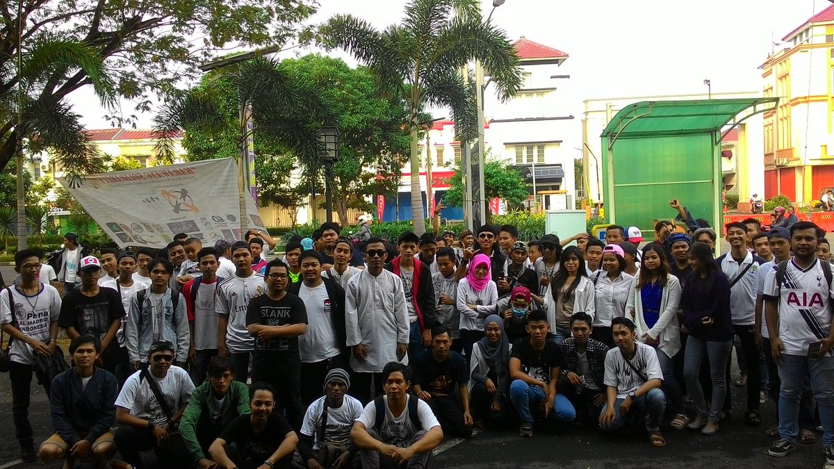SNindyawarman's tweet photo. 30paguyuban di karawang, @KRW_Blues  @gkfc_karawang  @BIGREDS_KRW  dll...
#ngenclengday #karawangsolidarity https://t.co/vPhm5QwKqe