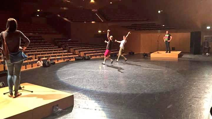 Ensayo general del espectáculo de #Jota de esta tarde en el <a href="/AuditorioZGZ/">Auditorio de Zaragoza Princesa Leonor</a> para ayudar a la #infancia ¿Vendrás?😃😂