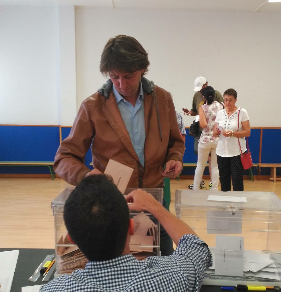 PSOESoria's tweet photo. "Los sorianos tienen la oportunidad de sumarse al #cambio, al proyecto del #PSOE en la ciudad y provincia" @cmmsoria https://t.co/R0Wl5RPN2m