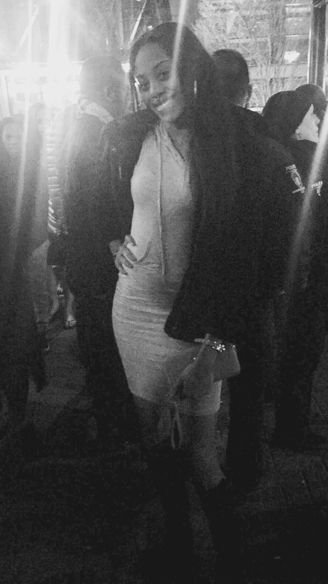 Legssssss's tweet photo. #ibreaktheinternet you're welcome 💞 https://t.co/Ipxn4Klnje