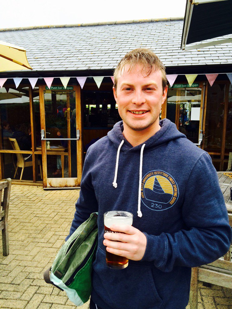 lucymitv's tweet photo. @TrescoTriathlon Thanks for brilliantly organised & fun day on #Tresco & to all @TheNewInnTresco #GetBeersIn https://t.co/EZkuSD6s8q