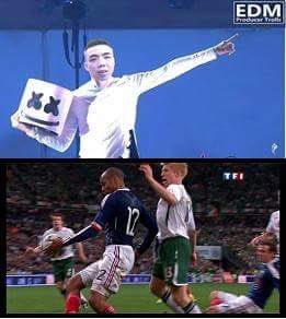 VNPlayboy's tweet photo. Unmasked #marshmello👻at #Hanoi or👀⚽️kèo🔪🖐revenge of #IRL xanh9?#EURO2016
#FRAIRL 1-0 (#Payet(ass by Thierry #Handry) https://t.co/M7Nc0HiCtq