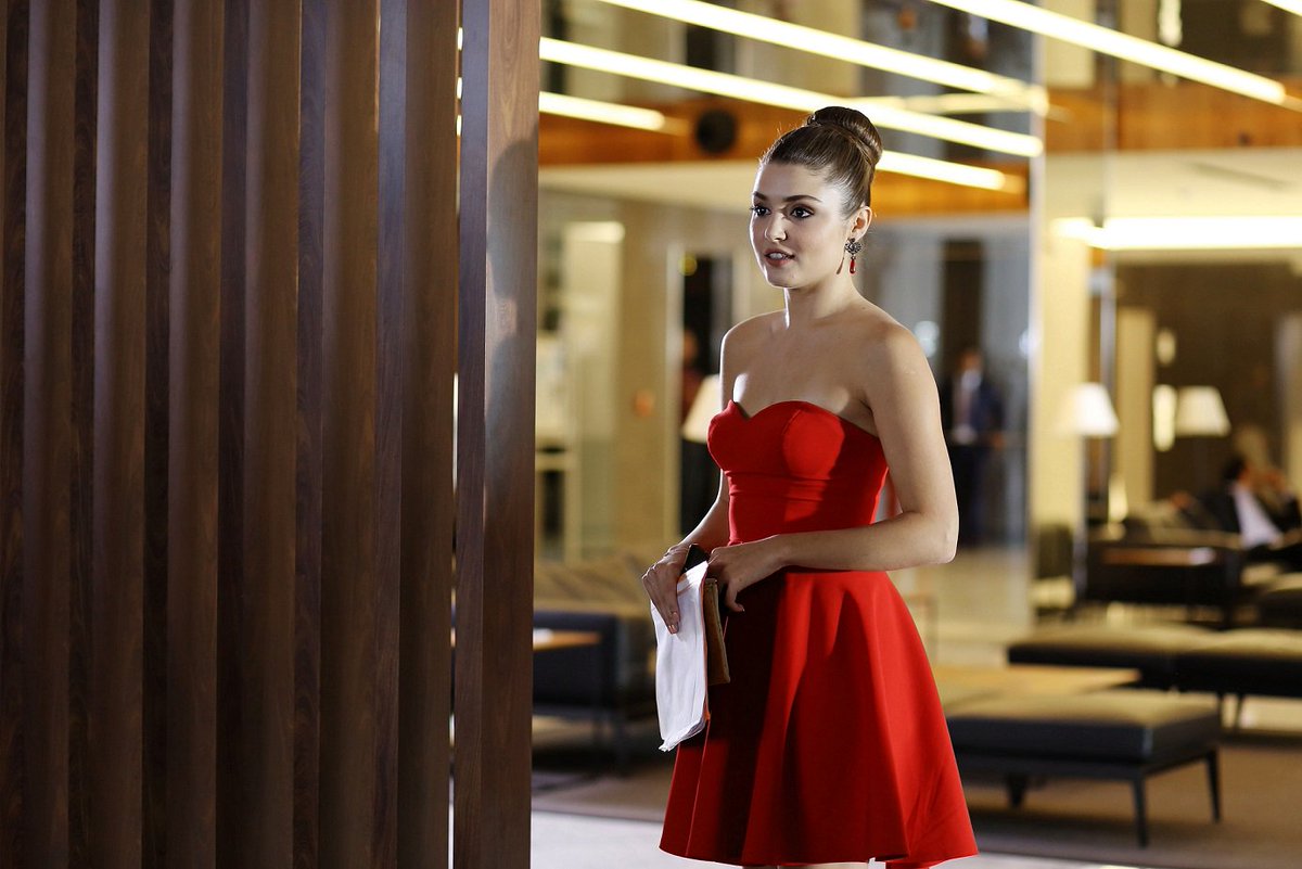 #AşkLaftanAnlamaz Show TV'de başladı!