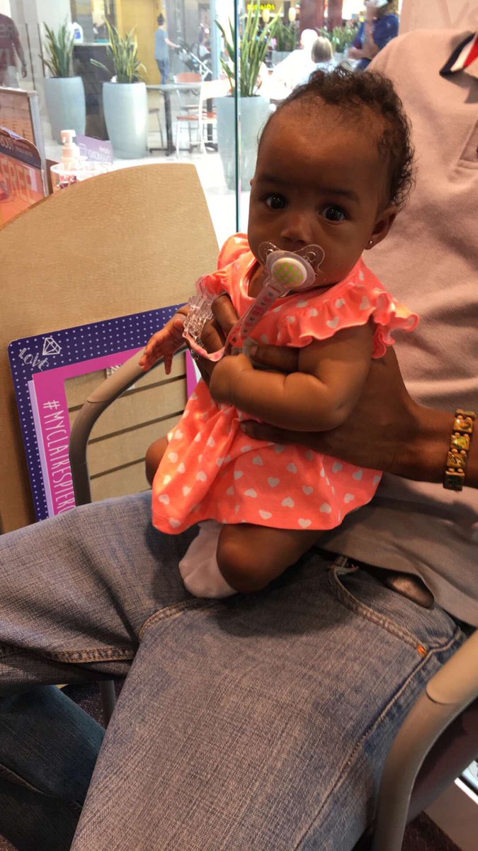 juicyyyJ__'s tweet photo. Forget to tell y'all my baby got her ears pierced 😇😇 https://t.co/syGxCHFUr4