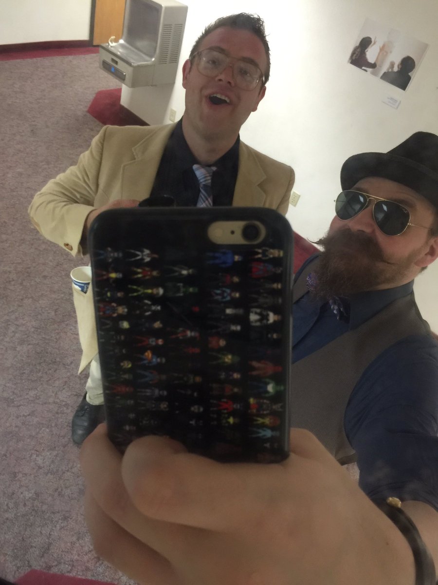 RochesterPosse's tweet photo. Mirror selfies at #RCE last night. https://t.co/nNDJMS1lGf