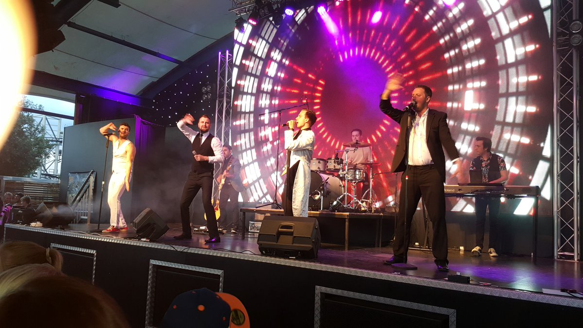 LordofMalton's tweet photo. Brilliant night at #PartyInThePark @flamingolanduk @Dollymixuk @4thImpactMusic @RETAKETHAT https://t.co/A3de6DNsmg