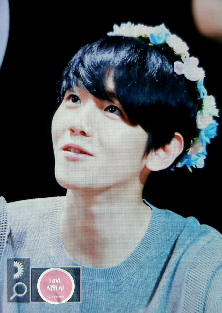 luvlight_B's tweet photo. 화관백현... 오늘 누나 여러번 운다 진짜 ㅠㅠㅠ 넘좋다 화관배켠 ㅠㅠㅠㅠㅠㅠㅠ https://t.co/pSdBQXV0pa