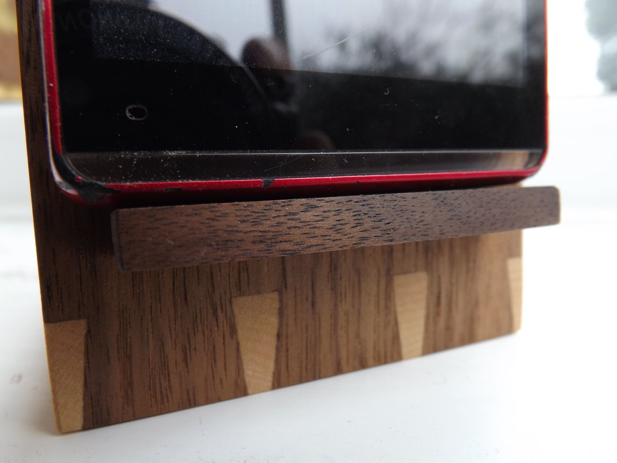 MMacDesigns's tweet photo. #dovetails #woodworking #handmadehour #furnituremaker #furnituredesign #etsychaching #etsypreneur #etsypromo https://t.co/55AdSRUy3C