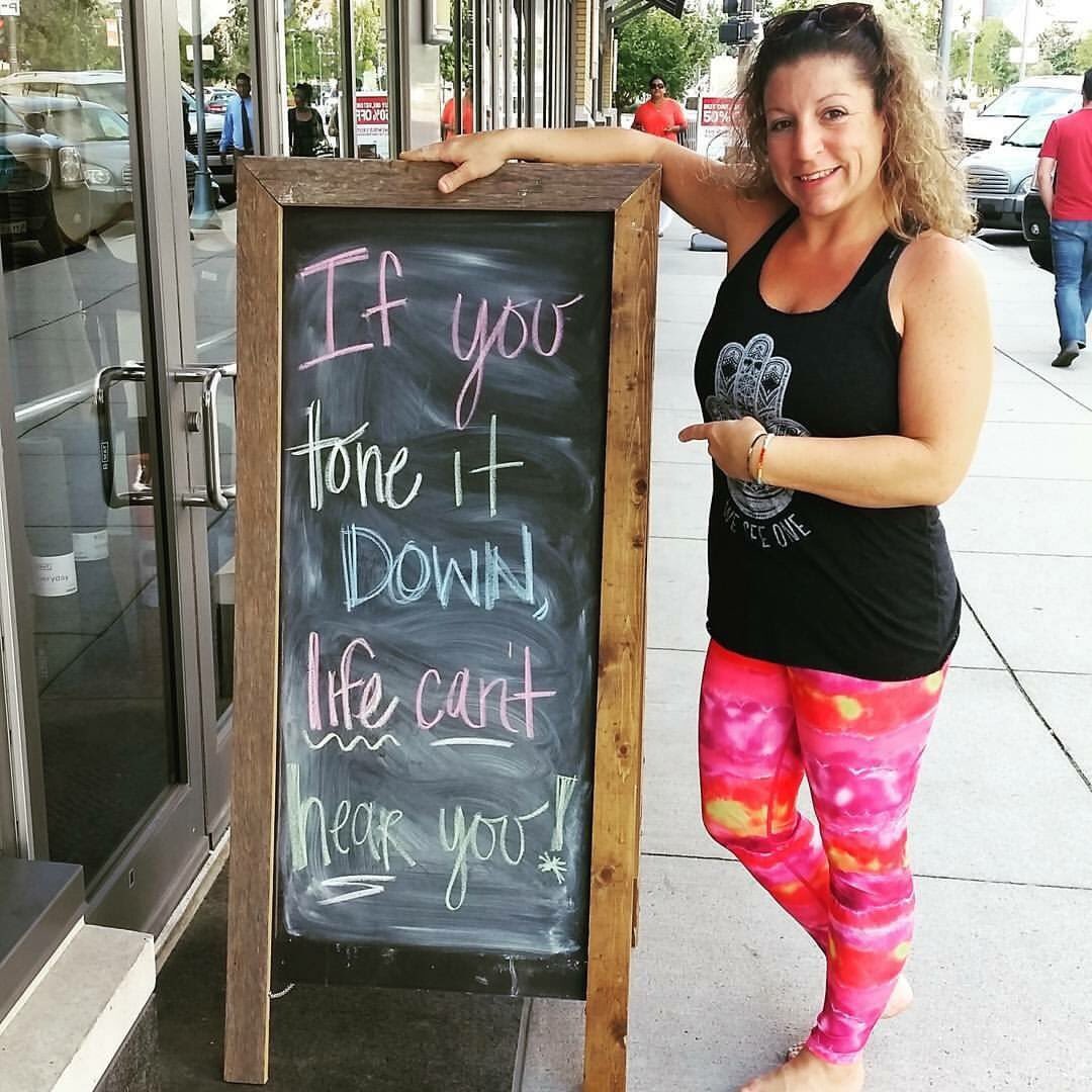 yrpomaha's tweet photo. Today's Lineup:

Yoga- Mary Clare Sweet @MCSweetyogi 
Music- One Tribe @TU33YLOVE 
Reiki Healing- Rebecca Mead Jesus https://t.co/KOzYhINqeo