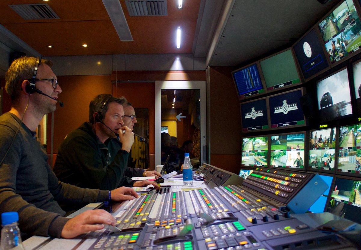 AuroraMediaWW's tweet photo. All eyes are on the screens in the OB truck here at @fosgoodwood #fos @AuroraMediaWW https://t.co/Bhx0IPtKAp