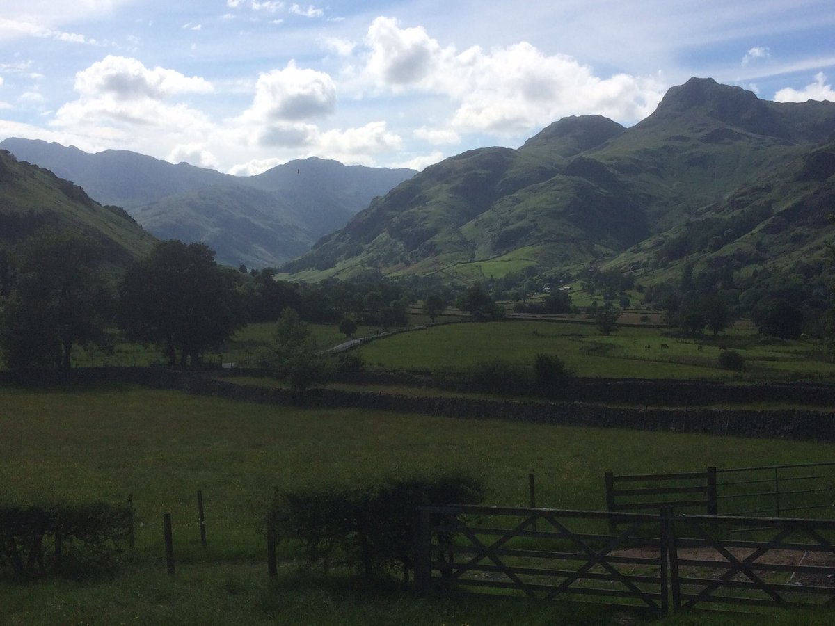 VernonLinda's tweet photo. Managed to avoid #referendumfever by climbing a hill &amp; #wildcamping ... Felt quite #chilled this weekend! :) https://t.co/Nay7M0PgHg