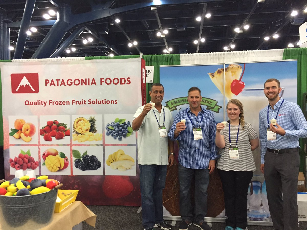 FreshBlendz's tweet photo. Cheers! A morning toast 🍹 to #TRAMarketplace @GRBCC ! See you soon at booth #2137 #FreshBlendz #PatagoniaFoods https://t.co/KHcFzGSpsG