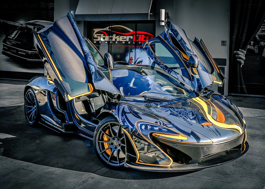 ConceptCarsPorn's tweet image. Chrome McLaren 👌