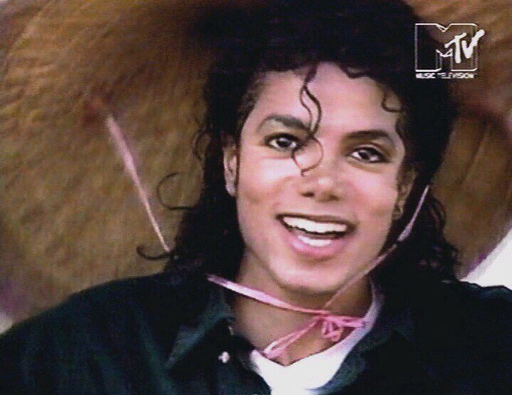 Terry_Airwalker's tweet photo. #MJForever my heart is yours. Forever and ever. https://t.co/RNMsXOlXN7