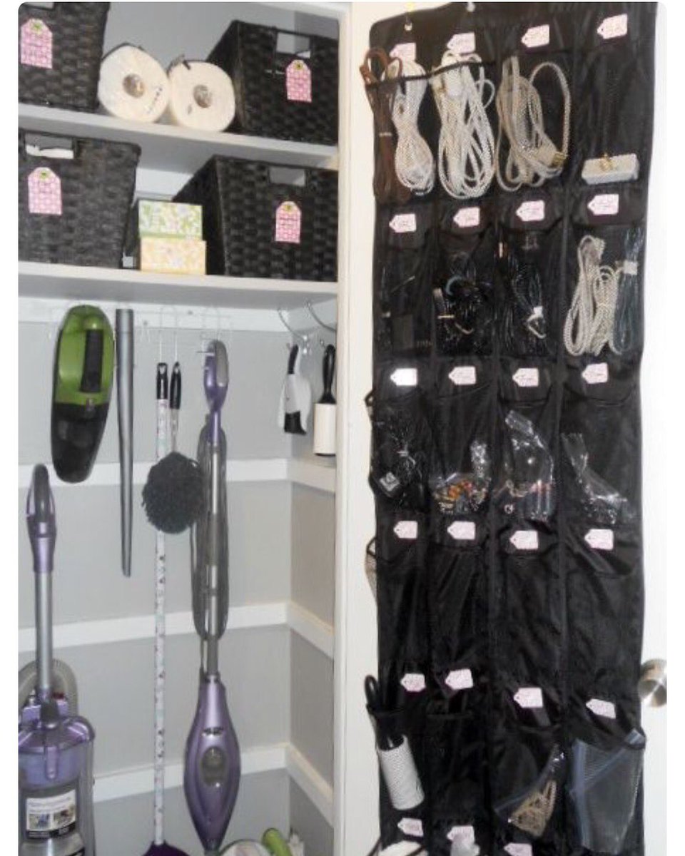 ClutterLessInc's tweet image. Storage #amust #clutter #less #organized #beorganized #teamorganize