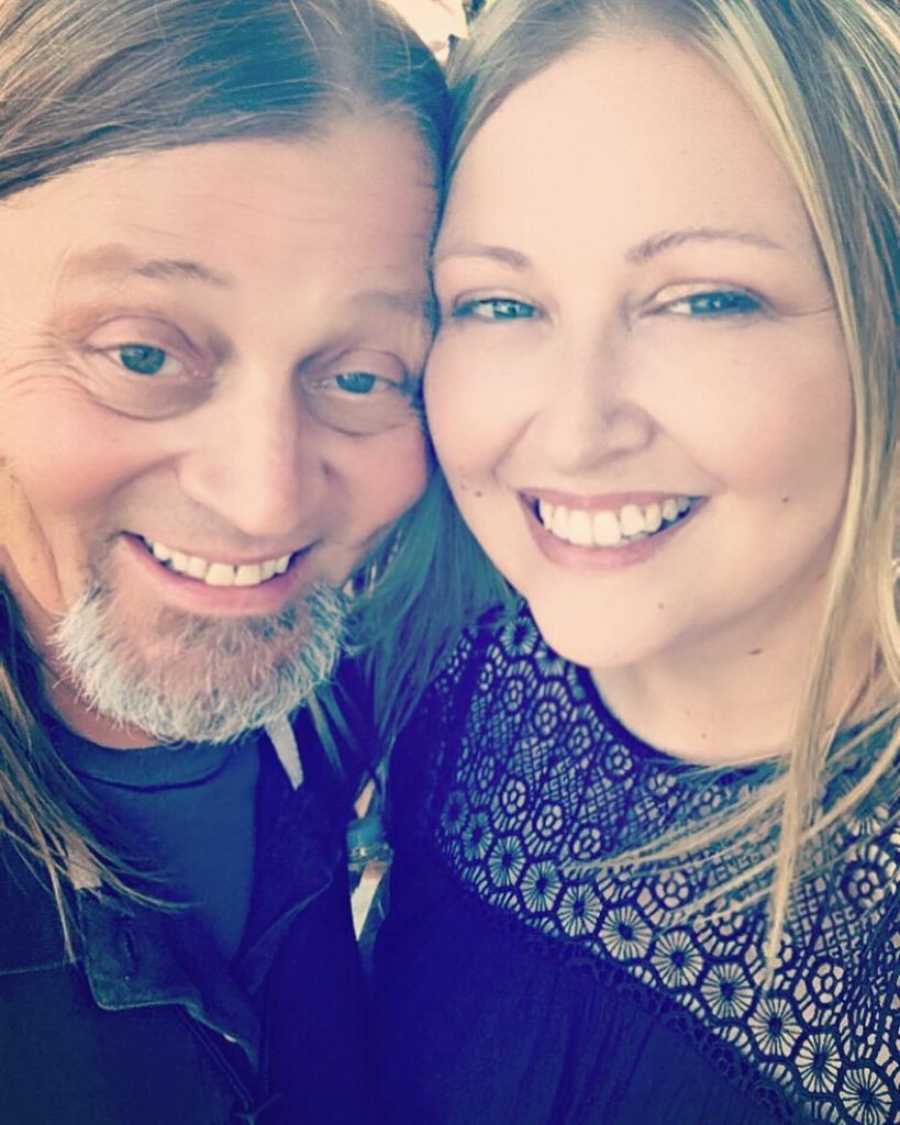 LilMissJen23's tweet photo. So happy, I had the chance to meet Jerry! What a great guy! #DMBCamden #DMB25 #IG https://t.co/AQQFmtPnBp https://t.co/RlaRJrEhmN