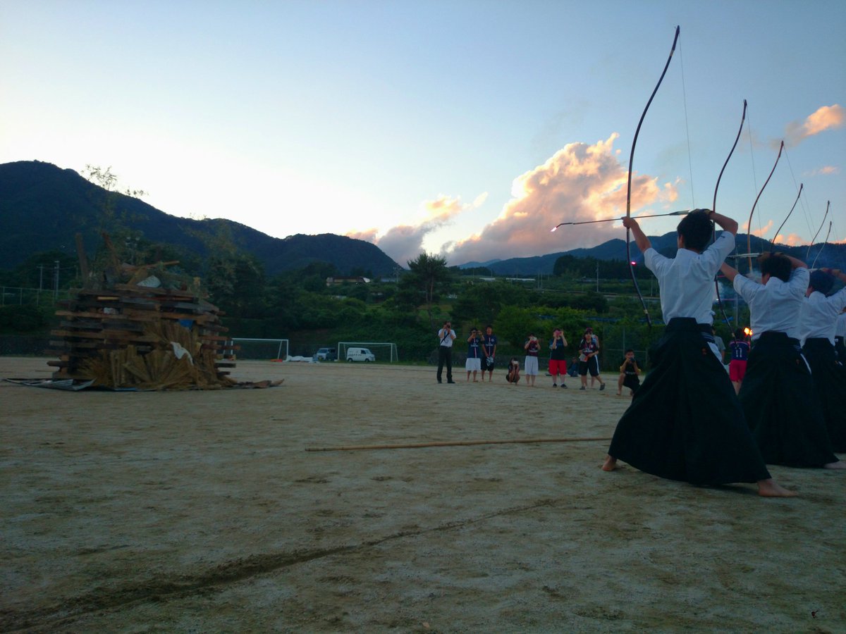 climbfusion111's tweet photo. 2016.6.26
風越祭2日目･後夜祭 https://t.co/gGco4SD2cV