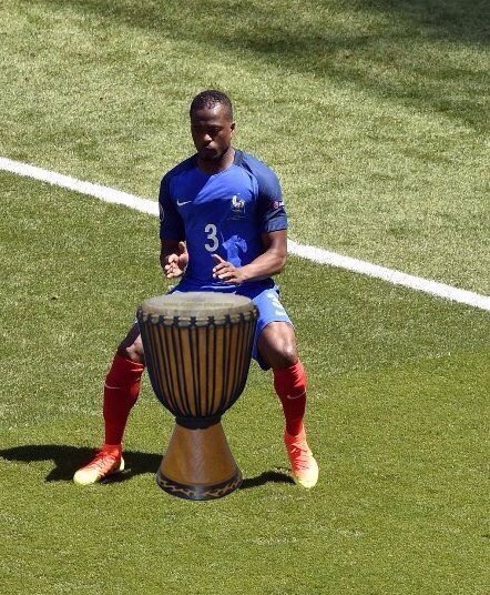 LE FOOTALISTE tweet media