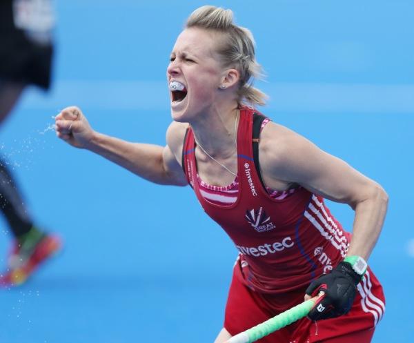 That feeling when you score a hat-trick for @_GBHockey! 
<a href="/AlexDanson15/">.</a> was on 🔥 as GB beat NZ 4-3! #HCT2016 👏 🇬🇧