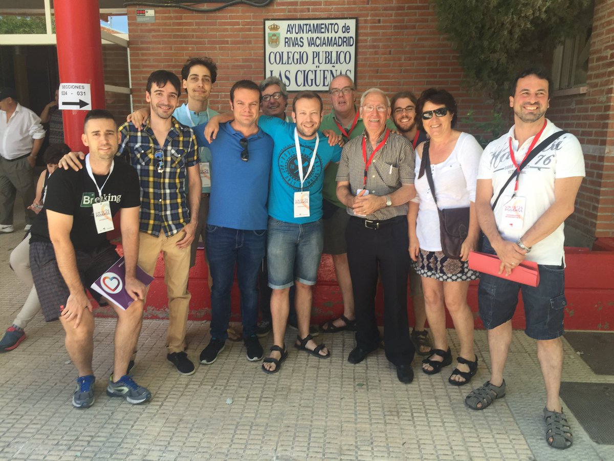 camargoraul's tweet photo. Toda la mañana recorriendo los colegios de Rivas.Emoción contenida. Rivas huele a tsunami #UnidosPodemos26J https://t.co/XChYnacDC0