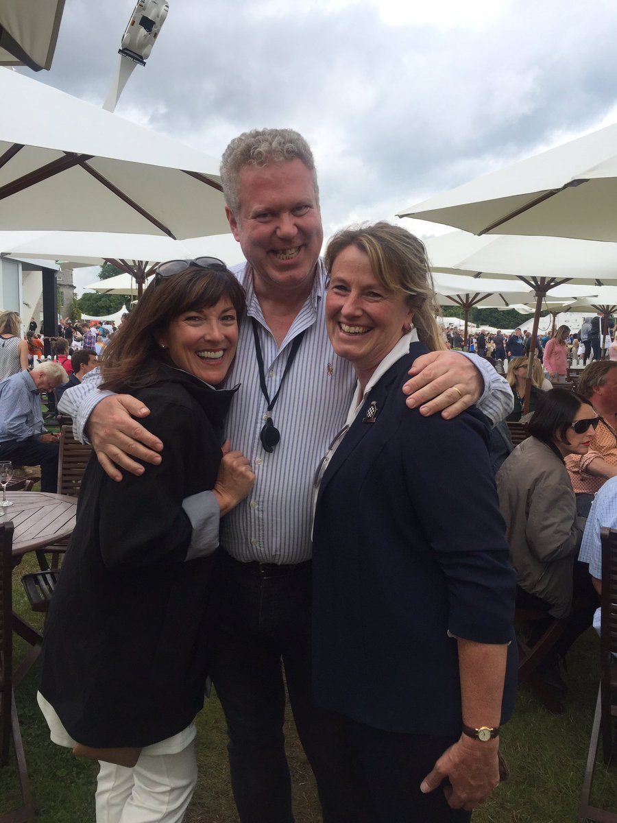angieskinner5's tweet photo. Getting prepped for the shootout! #wheresthechampagne? @AndrewEborn OctopusTV #FOSGoodwood #skinnerFoS https://t.co/J81lbNOz4k
