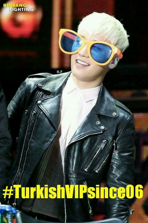 xx_VIP__xx's tweet photo. her zaman bizimle kalın #TurkishVIPsince06 https://t.co/Wvg64xdh4P