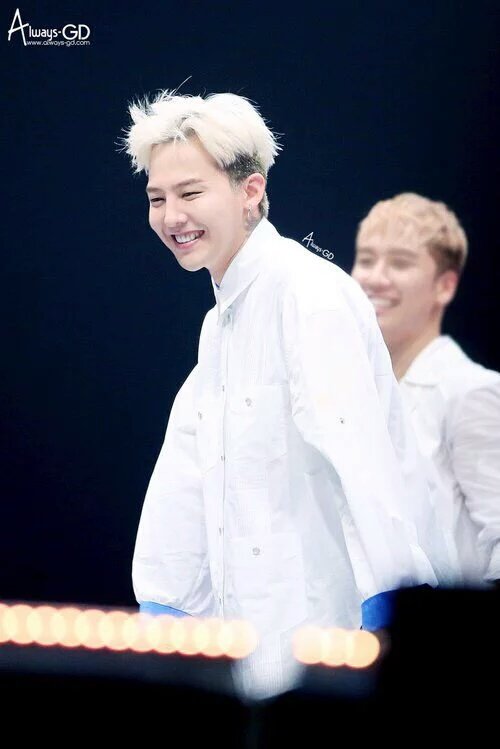 BskBlueBoice's tweet photo. oh darling #TurkishVIPsince06 https://t.co/GprKXAwoq9