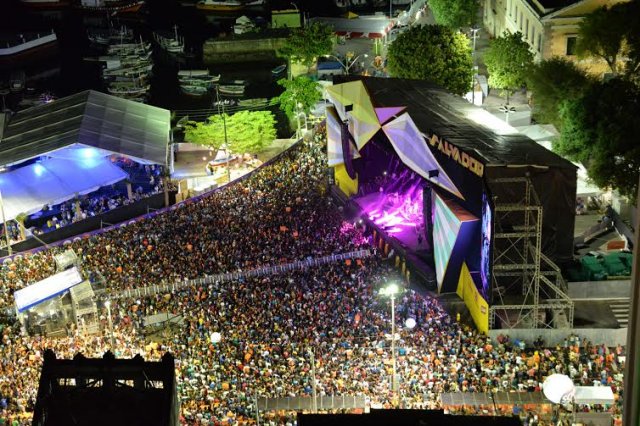 aratuonline's tweet photo. GRADE DE ATRAÇÕES: Prefeitura lança Réveillon Salvador 2017 nesta segunda-feira. Leia mais: https://t.co/incrrdswKz https://t.co/a15eOQ2vdy