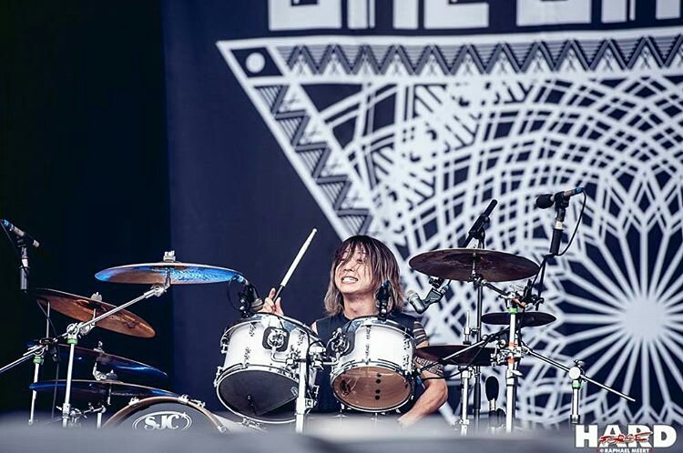 Takuya Oor Happy Birthday Tomoya 29歳おめでとう いつもone Ok Rock のドラムでパワフルにやってるところすごいカッコいいで 渚園超楽しみにしてるで 笑 Tomoya生誕祭 Takuya Oor Happy Birthday Tomoya 29歳おめでとう いつもone Ok Rock のドラムでパワフルにやってるところすごいカッコいいで 渚園超楽しみにしてるで 笑 Tomoya生誕祭